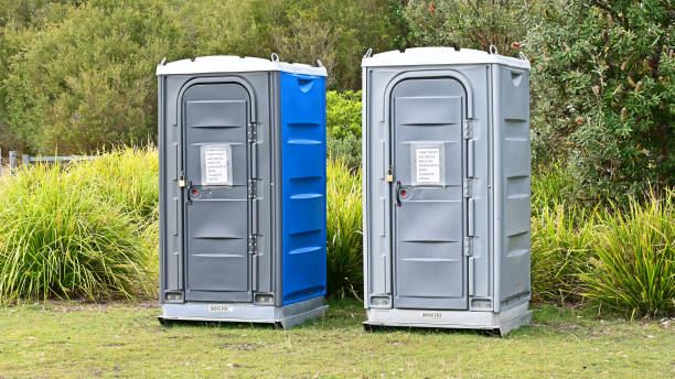 Best Standard Portable Toilet Rental  in Adairsville, GA